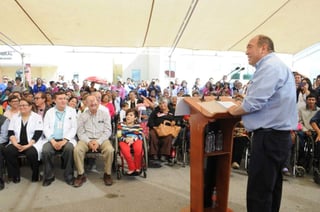 El gobernador estuvo en Monclova este lunes en donde inauguró un centro de rehabilitación integral del DIF Coahuila.