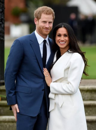 Habrá boda real. Enrique de Inglaterra y Meghan Markle se casarán en 2018; la pareja anunció ayer su compromiso.