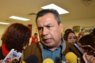 Al mismo tiempo, informó que el Ayuntamiento de Torreón lanzó la convocatoria para reclutar personal que trabaje en el Teleférico de Torreón. (FERNANDO COMPEÁN)