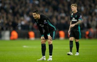 Cristiano Ronaldo, que poco se mostró este día, fue el encargado de marcar el único gol de su equipo. (ARCHIVO)