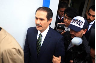 Definen. Un juez federal concedió un amparo al exgobernador de Sonora, Guillermo Padrés Elías. (EL UNIVERSAL)  