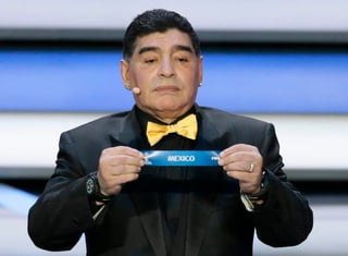 Maradona fue quién decidió el futuro de México, mismo que compartirá con Alemania, Suecia y Corea del Sur. (Especial)