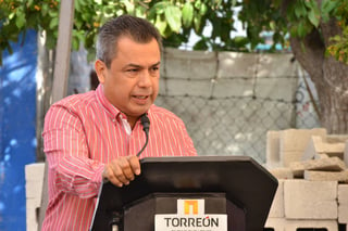 Teatro Nazas. 'Juntos Vencimos los Malos Tiempos' es el lema del Cuarto Informe de Gobierno de la administración municipal 2014-2017 que presidirá hoy Jorge Luis Morán alcalde de Torreón. (FERNANDO COMPEÁN)