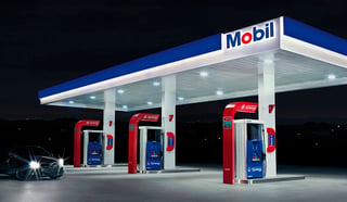 Innovación. La emrpesa ExxonMobil señaló que venderá gasolina con molécula propia. (ARCHIVO)