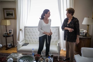 Charla. En la imagen aparecen las exmandatarias Cristina Fernández y Dilma Rousseff. 