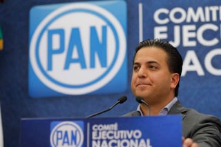 El presidente del Partido Acción Nacional (PAN), Damián Zepeda, se reunió con los diputados del blanquiazul, luego de haber asumido la dirigencia del partido. (ARCHIVO)