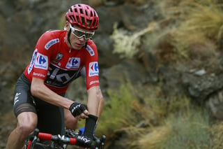 Chris Froome dio positivo en la Vuelta a España, carrera que ganó en el mes de septiembre. (Archivo)