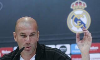 El técnico del Madrid quiere que sus jugadores no piensen en la tabla de posiciones, y se concentren en los 90 minutos de juego en el Bernabéu.