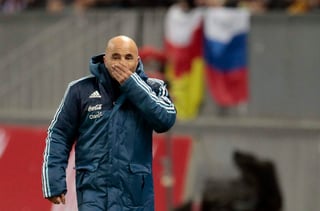 El director técnico de la selección argentina, Jorge Sampaoli, discutió con un oficial de tránsito luego de haber sido revisado en un alcoholímetro. (Archivo)