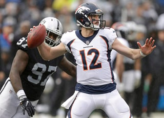 Paxton Lynch sólo ha iniciado un juego esta temporada con los Broncos. (AP)