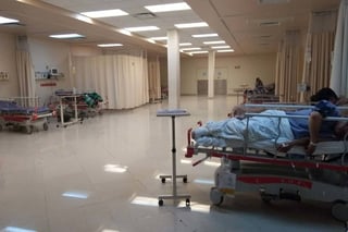 Internados. Las sábanas son de los principales faltantes en el Hospital General de Torreón. (ANGÉLICA SANDOVAL)