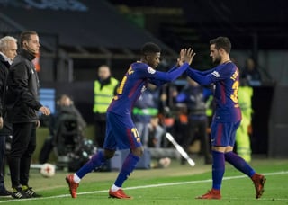 El delantero francés del FC Barcelona Ousmane Dembélé ingresa al partido de ida de los octavos de la Copa del Rey contra Celta de Vigo. (AP)