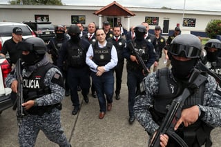 Extradición. El exgobernador de Quintana Roo, Roberto Borge, fue entregado por Panamá a las autoridades mexicanas. (AP)