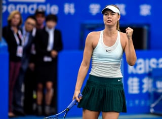 La rusa Maria Sharapova sigue avante en el torneo de Shenzhen. (AP)