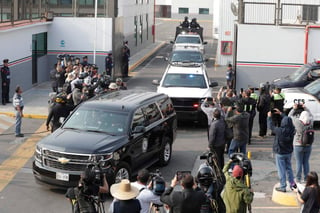 El exfuncionario llegó a bordo de una unidad blindada de la Gendarmería de la Policía Federal. (ARCHIVO)