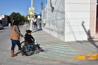 Rampas. Facilita ayuntamiento movilidad a discapacitados. (EL SIGLO DE TORREÓN)