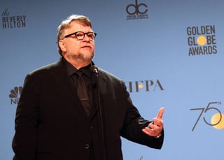 Orgullo. El cineasta Guillermo del Toro dijo que desea disfrutar del momento, luego de que pasaron 25 años para ganarlo.