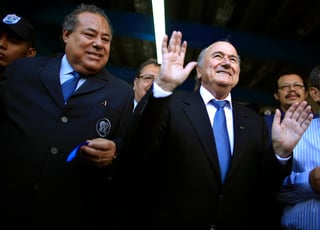 De sus principales legados en su país fue haber gestionado ante el presidente de FIFA, Blatter, la construcción del primer estadio nacional. Fallece Julio Rocha, exlíder del futbol
