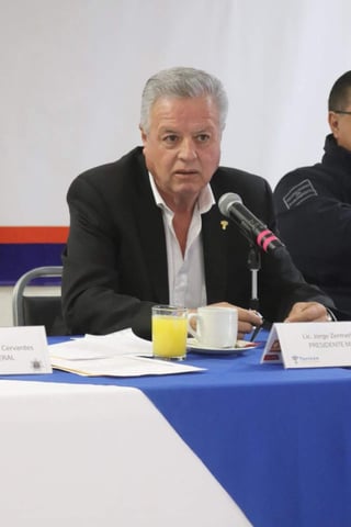 Zermeño dijo que con el apoyo del gobernador Miguel Riquelme esperan el equipamiento del C-4, así como la puesta en marcha de la videovigilancia. (TWITTER) 