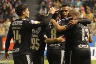 Los Rayados de Monterrey tuvieron que venir de atrás para derrotar 2-1 a Dorados de Sinaloa. Rayados derrota a Dorados en la Copa
