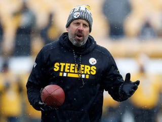 Tras seis temporadas dirigiendo la ofensiva de Pittsburgh, los Steelers le dieron las gracias al coordinador ofensivo Todd Haley. (Archivo)