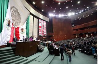 Enfoque. Este lunes, las bancadas del PAN y PRD en la Cámara alta arrancarán sus trabajos en una reunión a la que asistirán los precandidatos de la coalición Por México al Frente. (AGENCIA REFORMA)