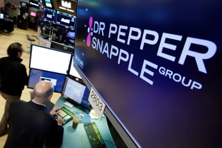 Dr Pepper, con sede en Plano, Texas, ya tenía una sociedad de distribución con Keurig y este lunes la compañía aseguró que la fusión brindará las 'oportunidades de crecimiento a largo plazo inherentes a esta poderosa plataforma de bebidas'. (AP)