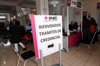  El Instituto Nacional Electoral (INE) proyecta cerrar hoy miércoles la inscripción a la Lista Nominal de Electores (LNE) con 88.2 millones de ciudadanos, potenciales votantes en las elecciones federales y locales del 1 de julio. (EL UNIVERSAL)
