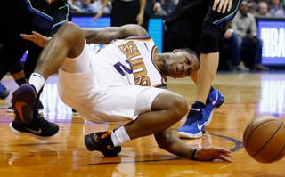 El jugador cayó sobre su propio tobillo provocando una fractura.