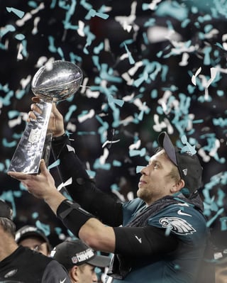 Nick Foles fue nombrado MVP y Eagles se coronó campeón del Super Bowl LII.