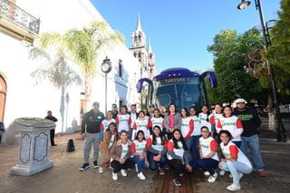 Transporte. El Ayuntamiento proporciona el transporte a la capital del estado con un autobús ejecutivo para su seguridad. (EL SIGLO DE TORREÓN) 