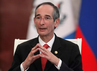 Colom se convirtió en el tercer expresidente guatemalteco en ser encarcelado por supuesta corrupción política. (AP)