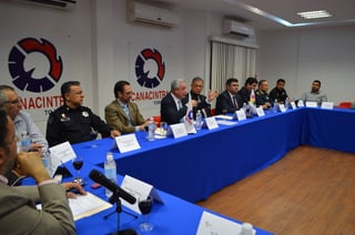 Toma de protesta. El evento se llevó a cabo en las instalaciones de la Canacintra, en Torreón. (EL SIGLO DE TORREÓN)