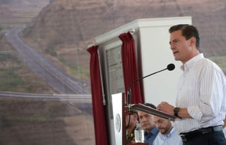 Como parte de estas acciones, el presidente Enrique Peña Nieto realizará hoy una gira de trabajo por Querétaro, donde entregará la ampliación de la avenida Paseo de la República tramo Juriquilla-Desviación a San Miguel Allende. (ARCHIVO)