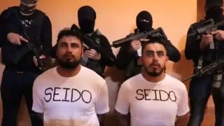 Los agentes asesinados fueron secuestrados el 5 de febrero pasado por presuntos integrantes de un grupo criminal que opera en Jalisco y Nayarit y posteriormente fue difundido en redes sociales un video en el que aparecen custodiados por hombre armados y encapuchados. (ARCHIVO) 