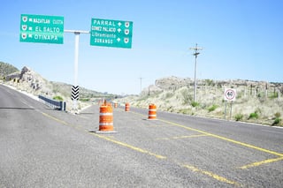 Mejoras. La SCT aplicará recursos para mejorar los tramos más descuidados de la carretera libre Durango-Gómez Palacio.