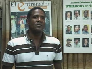 César Maturana jugó con Santa Fe de Bogotá en 1978 y ya como entrenador condujo a Panamá de 1995 a 1996. Posteriormente hizo parte del cuerpo técnico del seleccionado de Ecuador y trabajó al lado de su hermano en distintas épocas. (ARCHIVO)