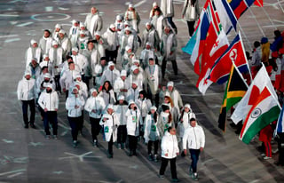 Los atletas rusos desfilaron sin bandera en la ceremonia de clausura de los
Juegos Olímpicos de PyeongChang 2018. (EFE)