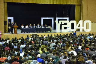 Jóvenes. Ayer arrancó el encuentro de universitarios Y2040 Youth Challenge que organiza el Implan y un instituto de educación. (EL SIGLO DE TORREÓN)
