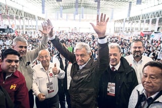 Su versión. López Obrador dijo que ya hay un arreglo entre Peña y Anaya. (EL UNIVERSAL)