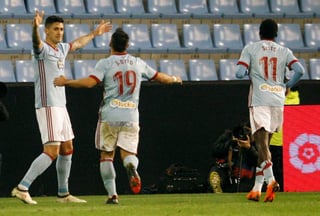 Jugadores del Celta celebran la segunda anotación del equipo en la victoria 2-1 sobre Las Palmas. (EFE)