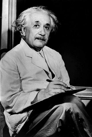 El físico alemán Albert Einstein, considerado uno de los genios de la humanidad. (ESPECIAL)