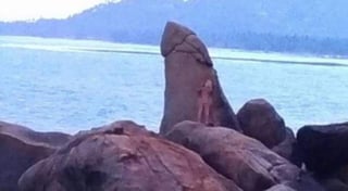 Indignación por turista que frotó su cuerpo en piedra sagrada