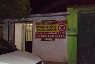 Las fotografías circularon en redes sociales y en la cuenta Ciudad Mirasierra al indicar que los vecinos están cansados de los constantes robos que hay en el sector y por ello decidieron organizarse. (ESPECIAL)