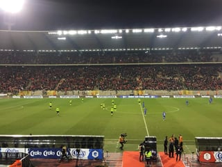 El único tanto del encuentro en la cancha de la Luminus Arena fue obra del delantero belga Renaud Emond, a los 92 minutos del primer tiempo extra. (TWITTER)