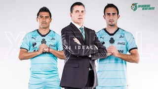El capitán Carlos Izquierdoz, Osvaldo Martínez y el estratega Robert Dante Siboldi figuran en lo mejor de la jornada 12. (ESPECIAL)