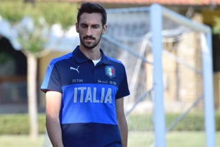 La selección italiana enfrentará a Argentina e Inglaterra sin Davide Astori, quien falleció el pasado 4 de marzo. (Archivo)
