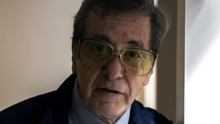 Al Pacino interpreta en esta producción a Joe Paterno, entrenador de fútbol americano que se vio envuelto en un escándalo por encubrir al ex coordinador defensivo Jerry Sandusky, acusado de abusar sexualmente de niños. (VARIETY)