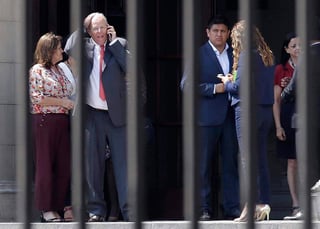 El juez anticorrupción Juan Carlos Sánchez declaró fundado el pedido de impedimento de salida del país, planteado por el fiscal Hamilton Castro, por un lapso de 18 meses. (ARCHIVO)