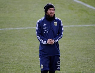 Messi, durante la práctica en la Ciudad Deportiva de Valdebebas. (EFE)